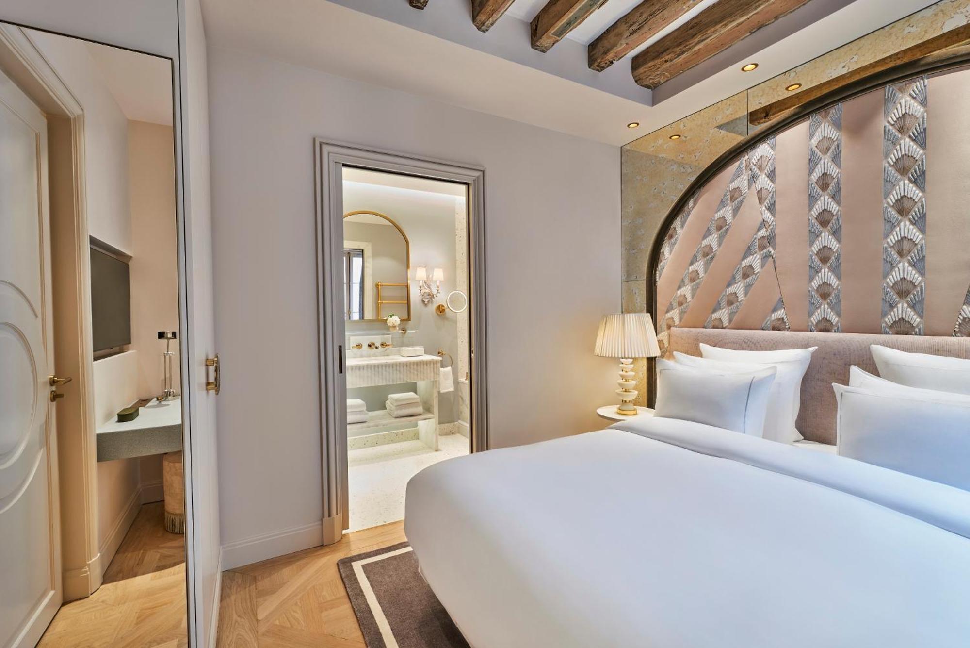 Maison Barriere Vendome Paris Exterior photo